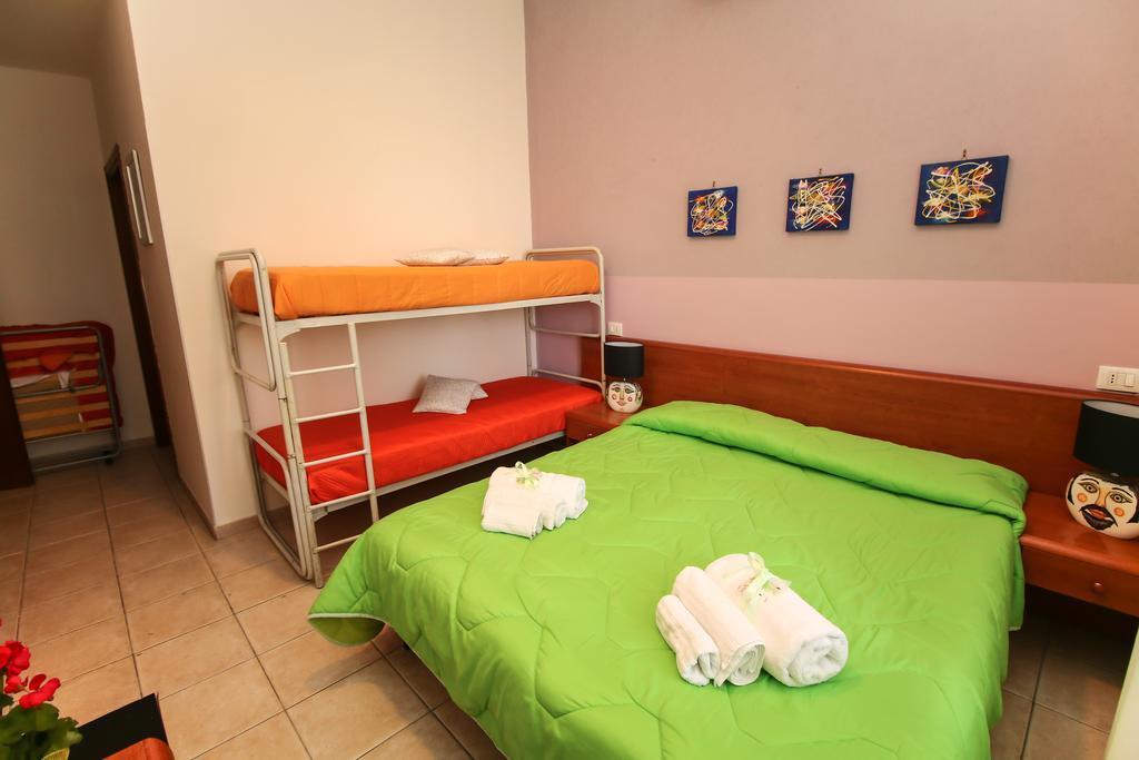 Agriturist Soleluna 칼타기론 외부 사진