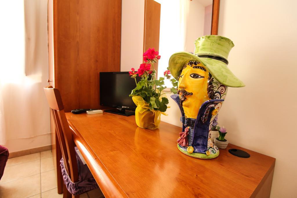 Agriturist Soleluna 칼타기론 외부 사진